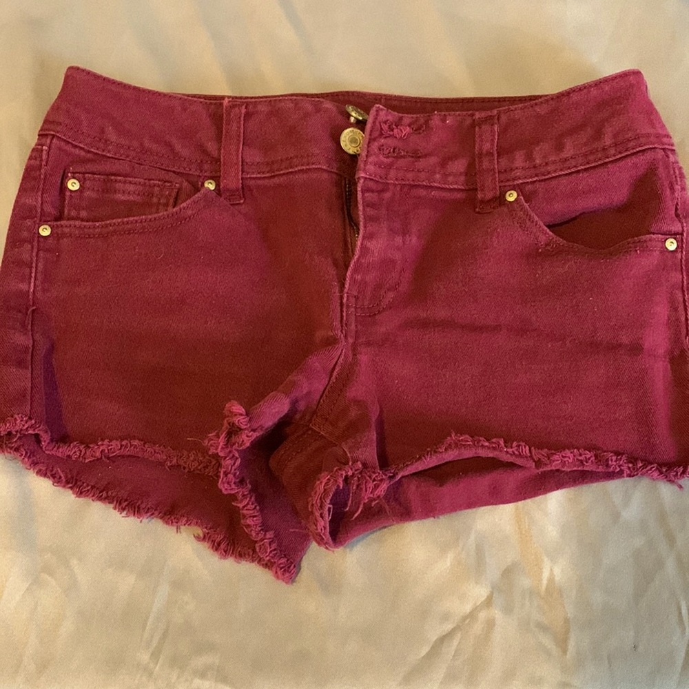 Rough cut maroon denim shorts